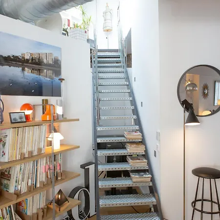 Appartement Loft à *